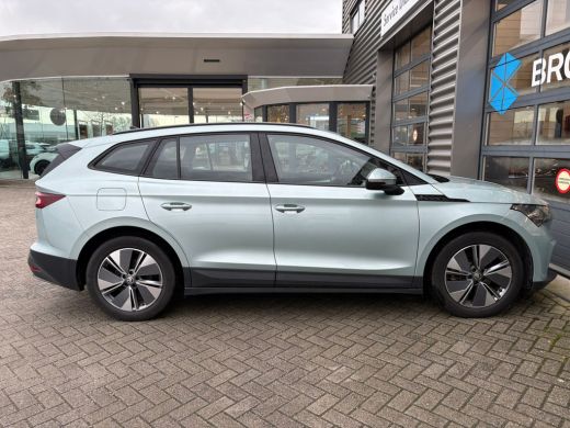 Skoda Enyaq iV 60 180 pk | Achteruitrijcamera | Cruise control | Navigatie | ActivLease financial lease