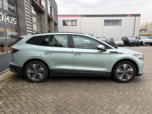 Skoda Enyaq iV 60 180 pk | Achteruitrijcamera | Cruise control | Navigatie | ActivLease financial lease