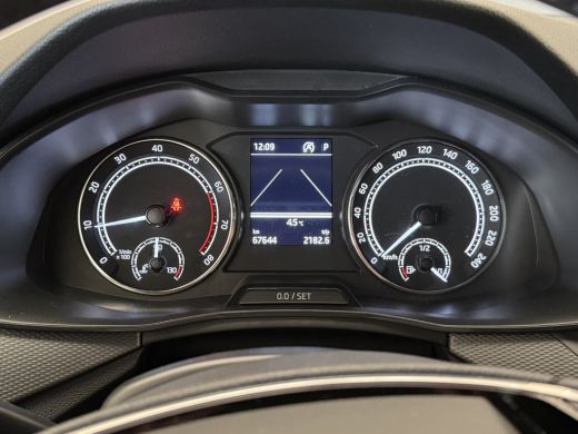 Skoda Kamiq 1.0 TSI Ambition 16" Lichtmetaal | Cruise | Airco | Bluetooth | LED | Elek. Ramen | Airco | Apple... ActivLease financial lease