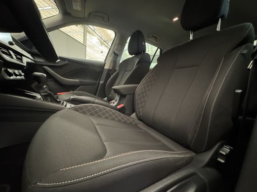 Skoda Kamiq 1.0 TSI Ambition 16" Lichtmetaal | Cruise | Airco | Bluetooth | LED | Elek. Ramen | Airco | Apple... ActivLease financial lease