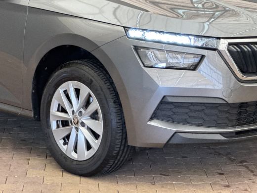 Skoda Kamiq 1.0 TSI Ambition 16" Lichtmetaal | Cruise | Airco | Bluetooth | LED | Elek. Ramen | Airco | Apple... ActivLease financial lease