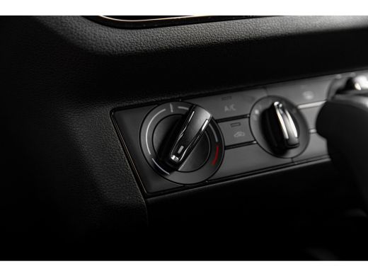 Skoda Kamiq 1.0 TSI Ambition | Cruise Controle | Airco | Carplay ActivLease financial lease