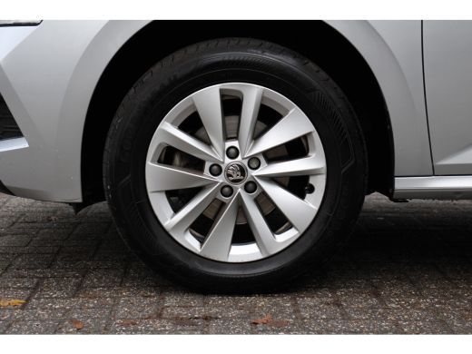 Skoda Kamiq 1.0 TSI Ambition | NL-AUTO! | 1E EIGENAAR! | CRUISE | LANE ASSIST | DEALER OH! | 16" LMV | LED | ... ActivLease financial lease