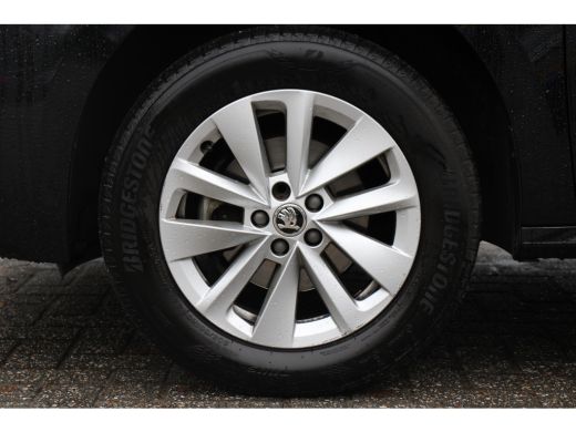 Skoda Kamiq 1.0 TSI Ambition | NL-AUTO! | 1E EIGENAAR! | CRUISE | LANE ASSIST | DEALER OH! | 16" LMV | LED | ... ActivLease financial lease