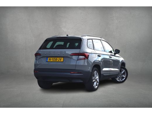 Skoda Karoq 1.0 TSI Business Edition | Apple CarPlay | Virtual | Stuur- en Stoelverwarming ActivLease financial lease