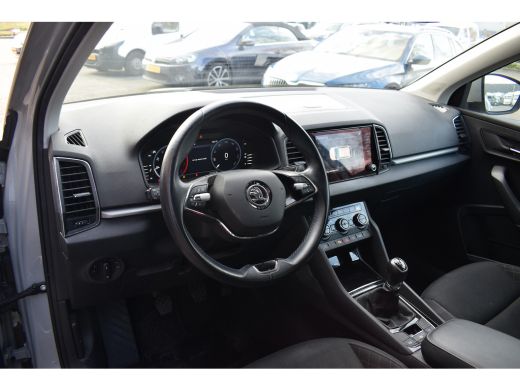 Skoda Karoq 1.0 TSI Business Edition | Apple CarPlay | Virtual | Stuur- en Stoelverwarming ActivLease financial lease
