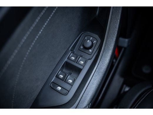 Skoda Kodiaq 1.5 TSI Sportline Business 7p. | Achteruitrijcamera | Cruise control | Matrix LED koplampen ActivLease financial lease