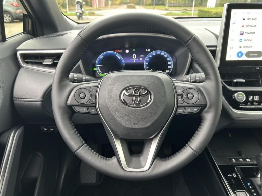 Toyota Corolla Cross Hybrid 140 Dynamic | Modeljaar 2025 | Nieuwe auto | Direct uit voorraad leverbaar | ActivLease financial lease