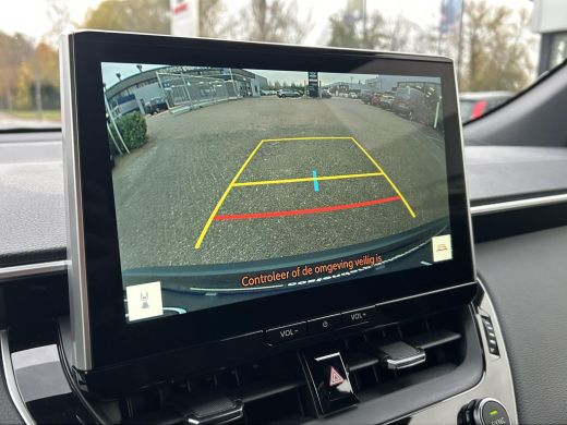 Toyota Corolla Cross Hybrid 140 Dynamic | Modeljaar 2025 | Nieuwe auto | Direct uit voorraad leverbaar | ActivLease financial lease