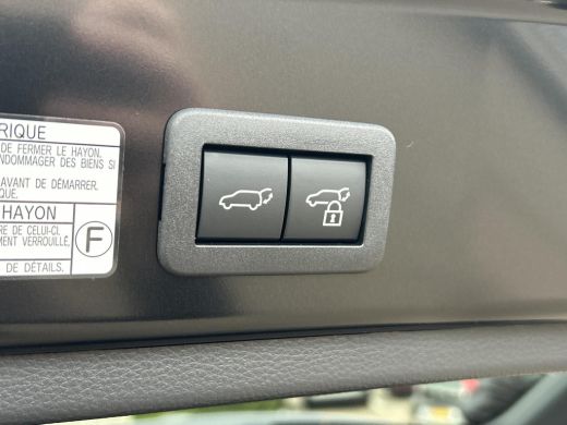 Toyota Corolla Cross Hybrid 140 Dynamic | Modeljaar 2025 | Nieuwe auto | Direct uit voorraad leverbaar | ActivLease financial lease