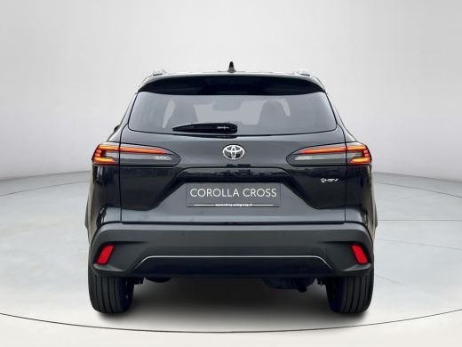 Toyota Corolla Cross Hybrid 140 Dynamic | Modeljaar 2025 | Nieuwe auto | Direct uit voorraad leverbaar | ActivLease financial lease