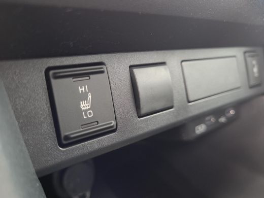 Toyota Yaris Cross 1.5 Hybrid 115 Dynamic + Comfort Pack | Nieuwe auto | Direct uit voorraad leverbaar | ActivLease financial lease