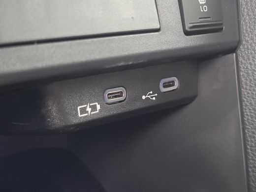 Toyota Yaris Cross 1.5 Hybrid 115 Dynamic + Comfort Pack | Nieuwe auto | Direct uit voorraad leverbaar | ActivLease financial lease