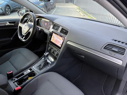 Volkswagen e-Golf | Camera | Keyless | Warmtepomp | Stoelverw. | Adapt. Cr. Stop&Go | Virtual Cockpit | Prijs Rijkl... ActivLease financial lease