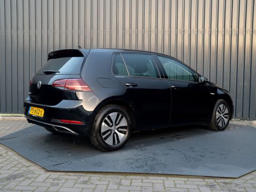 Volkswagen e-Golf | Camera | Keyless | Warmtepomp | Stoelverw. | Adapt. Cr. Stop&Go | Virtual Cockpit | Prijs Rijkl... ActivLease financial lease