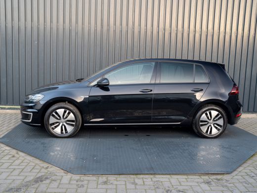Volkswagen e-Golf | Camera | Keyless | Warmtepomp | Stoelverw. | Adapt. Cr. Stop&Go | Virtual Cockpit | Prijs Rijkl... ActivLease financial lease
