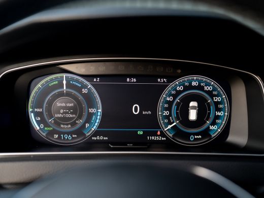 Volkswagen e-Golf | Camera | Keyless | Warmtepomp | Stoelverw. | Adapt. Cr. Stop&Go | Virtual Cockpit | Prijs Rijkl... ActivLease financial lease