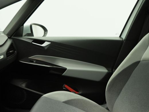 Volkswagen ID.3 First Plus 58 kWh 204 Pk Automaat | Adaptive Cruise | Climate Control | Stoelverwarming | Navigat... ActivLease financial lease
