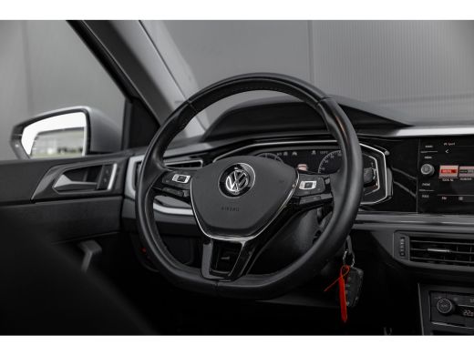 Volkswagen Polo 1.0 TSI Highline Business R | Panorama dak | IQ lights | DSG | ActivLease financial lease