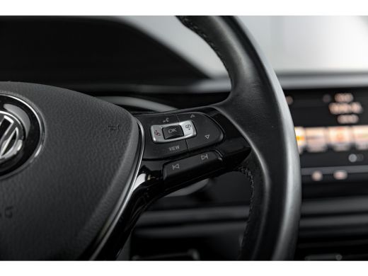 Volkswagen Polo 1.0 TSI Highline Business R | Panorama dak | IQ lights | DSG | ActivLease financial lease