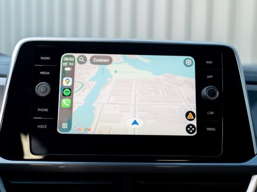 Volkswagen T-Roc 1.5 TSI 150Pk DSG Style | Trekhaak afnb. | IQ Light | Allseason banden | Prijs Rijklaar!! ActivLease financial lease