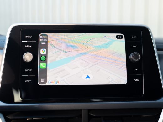 Volkswagen T-Roc 1.5 TSI 150Pk DSG Style | Trekhaak afnb. | IQ Light | Allseason banden | Prijs Rijklaar!! ActivLease financial lease