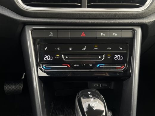 Volkswagen T-Roc 1.5 TSI Style | LED | Camera | Carplay | Climate ActivLease financial lease