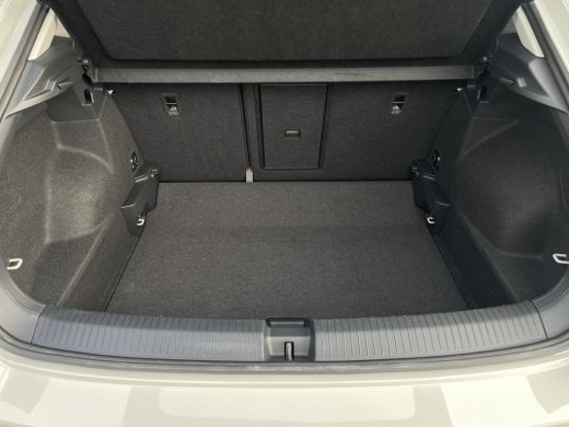 Volkswagen T-Roc 1.5 TSI Style | LED | Camera | Carplay | Climate ActivLease financial lease