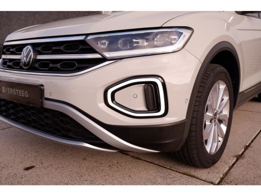 Volkswagen T-Roc 1.5 TSI Style | LED | Camera | Carplay | Climate ActivLease financial lease
