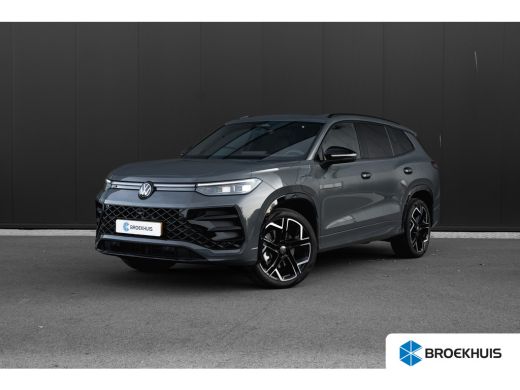 Volkswagen Tayron 1.5TSI eHybrid 204pk R-Line Edition | Panoramdak | Achteruitrijcamera | Black Style Pakket | Keyl...