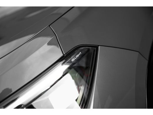 Volkswagen Tayron 1.5TSI eHybrid 204pk R-Line Edition | Panoramdak | Achteruitrijcamera | Black Style Pakket | Keyl... ActivLease financial lease