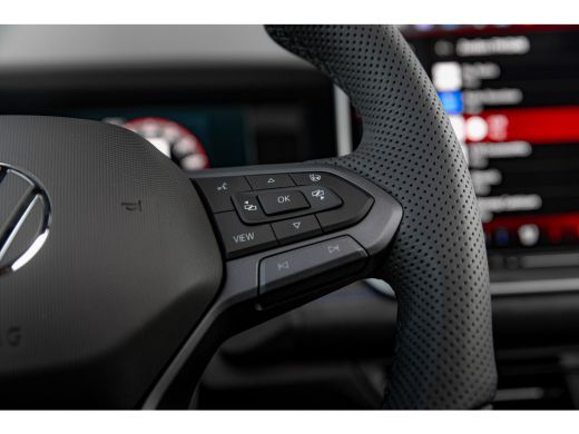 Volkswagen Tayron 1.5TSI eHybrid 204pk R-Line Edition | Panoramdak | Achteruitrijcamera | Black Style Pakket | Keyl... ActivLease financial lease