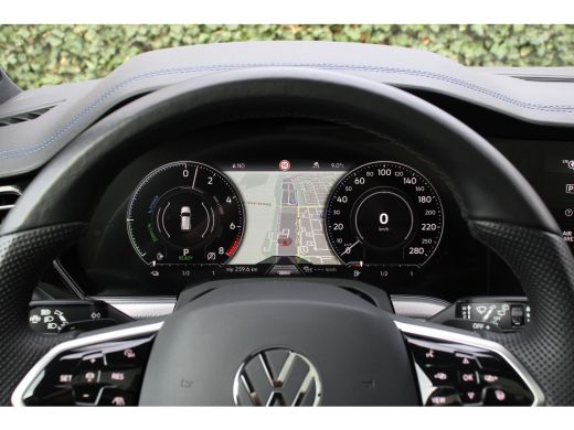 Volkswagen Touareg 3.0 TSi 4MOTION R | NL-AUTO! | BOMVOL! | TREKHAAK | PANODAK | ELEKTR. MASSAGE + GEHEUGEN STOELEN ... ActivLease financial lease