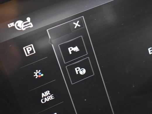 Volkswagen Touareg 3.0 TSi eHybrid 4MOTION R 462pk | Trekhaak | Dodehoekdetectie | 360 camera | Panorama dak | Head ... ActivLease financial lease