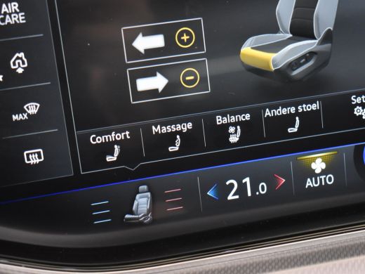 Volkswagen Touareg 3.0 TSi eHybrid 4MOTION R 462pk | Trekhaak | Dodehoekdetectie | 360 camera | Panorama dak | Head ... ActivLease financial lease