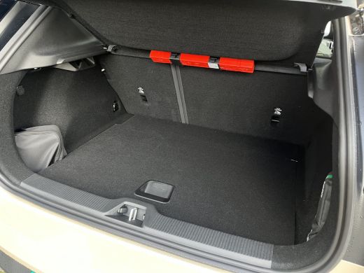 Volvo  EX30 Single Motor Extended Range Ultra 69 kWh | 20" | Stoel & stuurverwarming | Pano | Elektrische sto... ActivLease financial lease