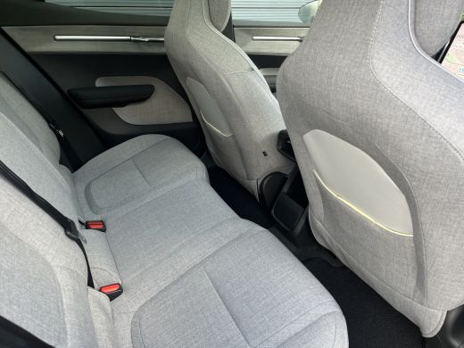 Volvo  EX30 Single Motor Extended Range Ultra 69 kWh | 20" | Stoel & stuurverwarming | Pano | Elektrische sto... ActivLease financial lease