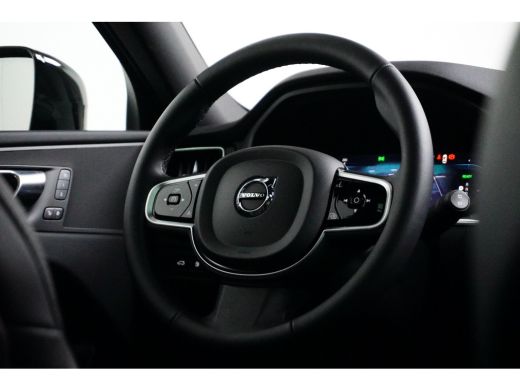 Volvo  XC60 2.0 T6 Plug-in hybrid AWD Plus Black Edition | Luchtvering | Stoelventilatie | Trekhaak | Pano | ... ActivLease financial lease