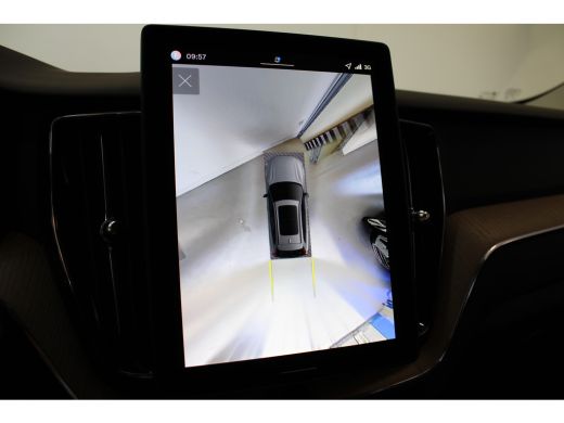 Volvo  XC60 T6 350PK AWD Plus Bright | Trekhaak | 360&deg; | Privacy glas | Harman Kardon | Power Seats ActivLease financial lease