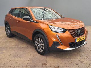 Peugeot e-2008 EV Active 50 kWh Navigatie | Stoelverwarming | Camera | DAB | Climate | 3-Fase! | Airco (automati...