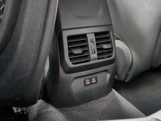 BMW 1 Serie 118i M-Sport | 17 inch | Virtual Cockpit | LED | Navigatie | Cruise Control ActivLease financial lease