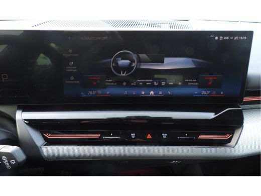 BMW 5 Serie Touring 520i M Sport Automaat / Trekhaak / Achteruitrijcamera / M Sportonderstel / Adaptieve LED ... ActivLease financial lease