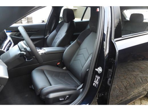 BMW 5 Serie Touring 520i M Sport Automaat / Trekhaak / Achteruitrijcamera / M Sportonderstel / Adaptieve LED ... ActivLease financial lease