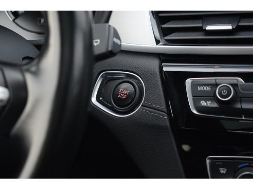 BMW X1 xDrive25e eDrive Edition | M-Sport | Trekhaak | Pano | Half Leer | Stoelverw. ActivLease financial lease