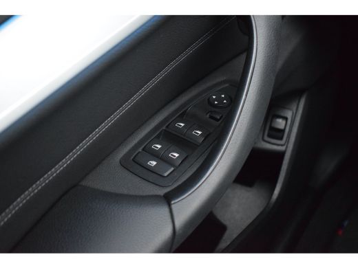 BMW X1 xDrive25e eDrive Edition | M-Sport | Trekhaak | Pano | Half Leer | Stoelverw. ActivLease financial lease