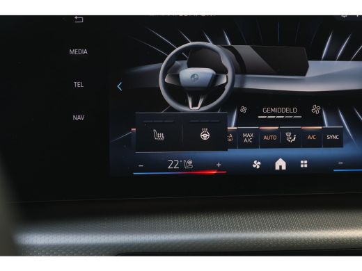 BMW X2 sDrive20i M Sport Automaat / Sportstoelen / Achteruitrijcamera / M Adaptief onderstel / Comfort A... ActivLease financial lease