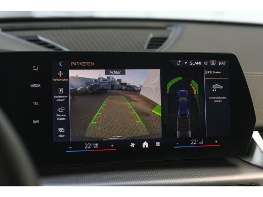 BMW X2 sDrive20i M Sport Automaat / Sportstoelen / Achteruitrijcamera / M Adaptief onderstel / Comfort A... ActivLease financial lease