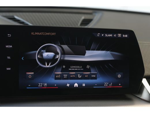 BMW X2 sDrive20i M Sport Automaat / Sportstoelen / Achteruitrijcamera / M Adaptief onderstel / Comfort A... ActivLease financial lease