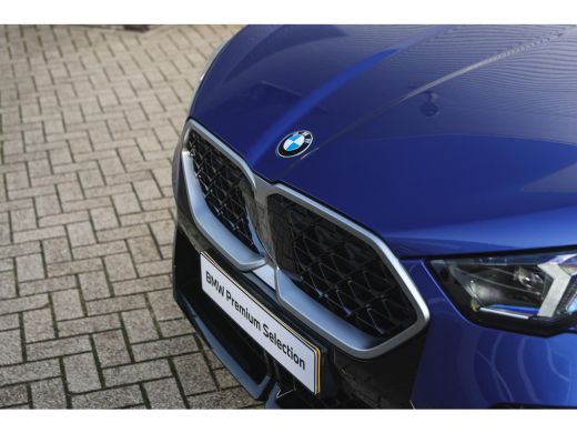 BMW X2 sDrive20i M Sport Automaat / Sportstoelen / Achteruitrijcamera / M Adaptief onderstel / Comfort A... ActivLease financial lease