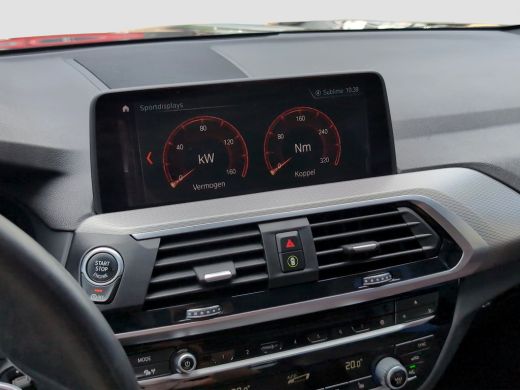 BMW X3 xDrive20i M-Sport | Shadow | Org. NL | Panoramadak | Head-up | Stuurverwarming | Camera | Leder ActivLease financial lease